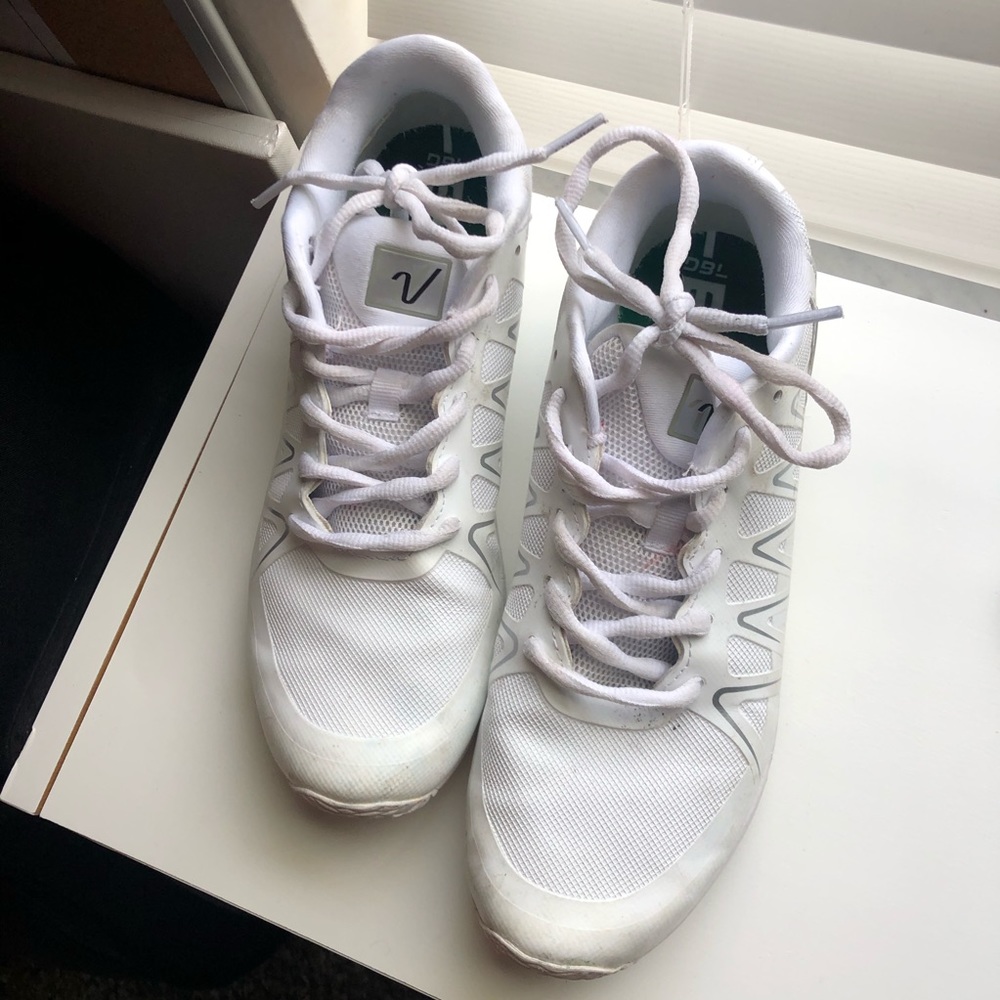 varsity brand cheer shoes